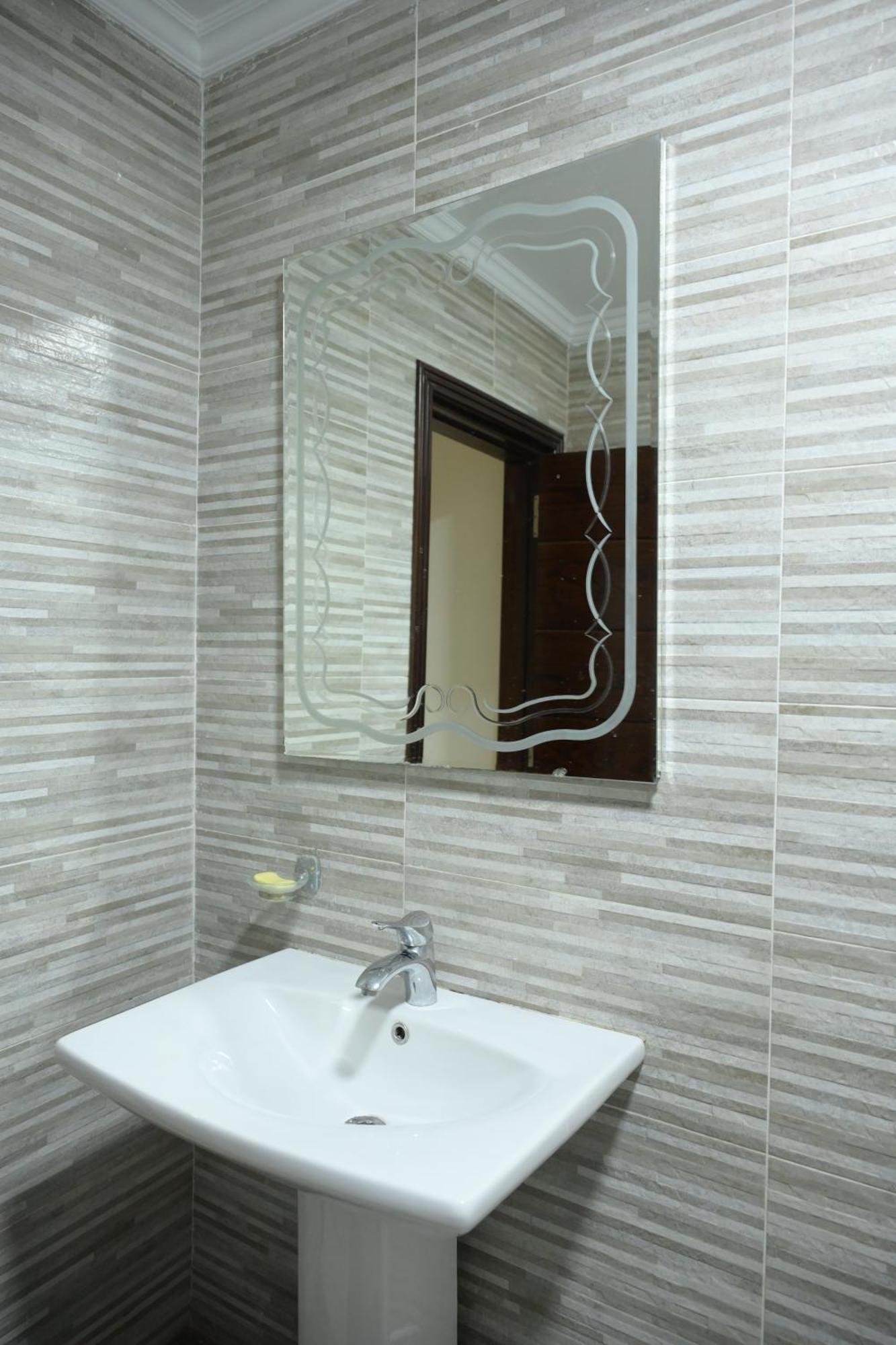 Egm-d-32 Three Bed *