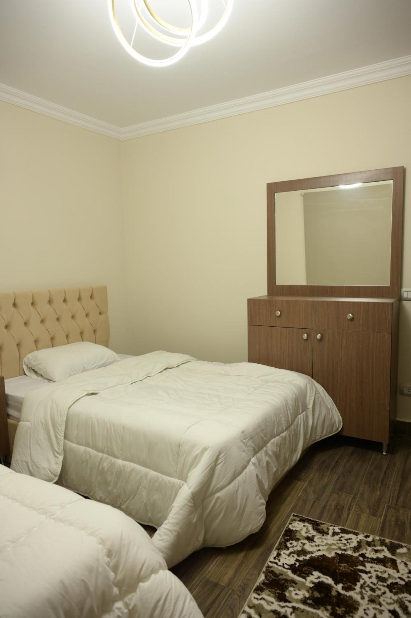 Apartment Egm-d-32 Three Bed *