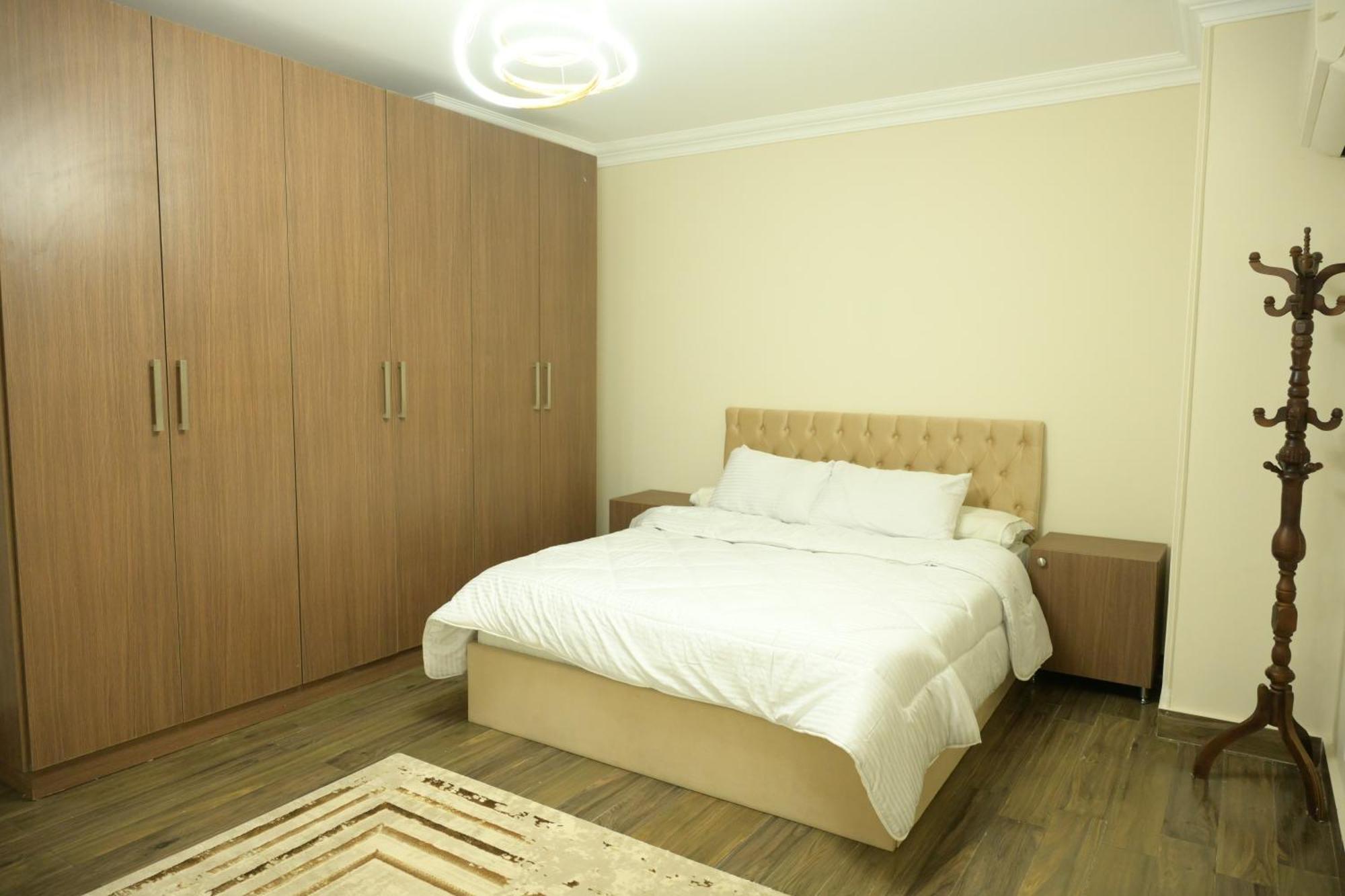 Egm-d-32 Three Bed *
