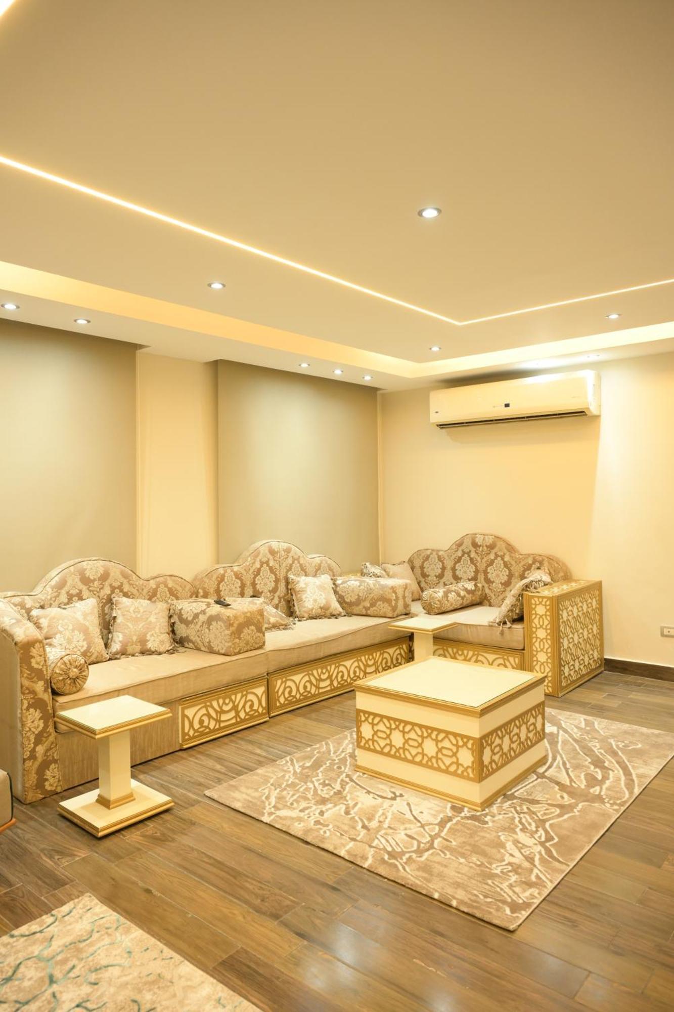 Egm-d-32 Three Bed * Cairo