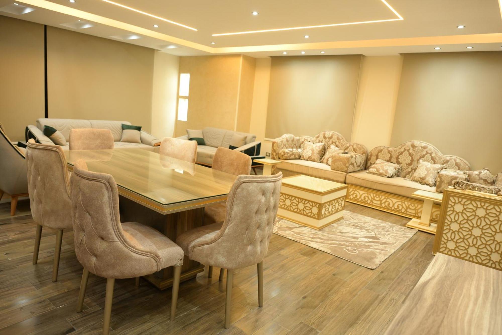 Egm-d-32 Three Bed *
