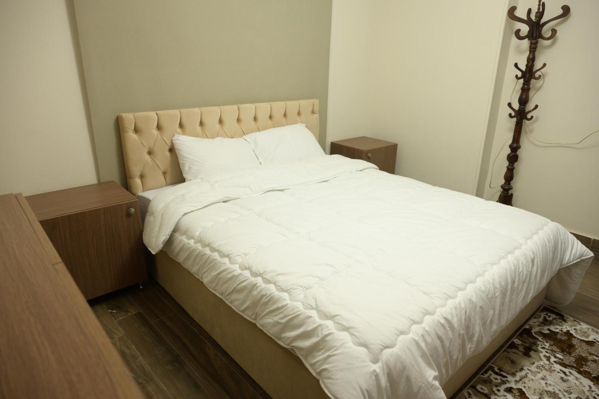 Apartment Egm-d-32 Three Bed